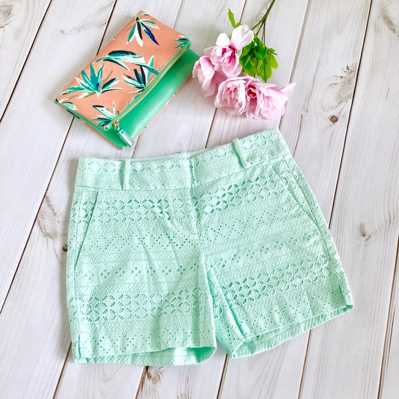 SALE Loft Riviera Eyelets Short - Picture 2 of 5